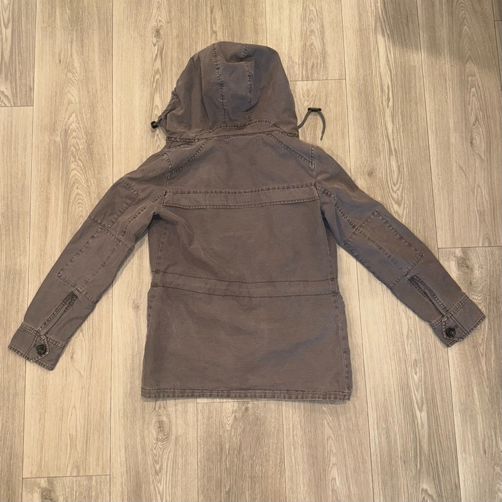 Levi's Women's Hooded Military Jacket in Gray. Size Small. Worn Once. - Picture 7 of 11